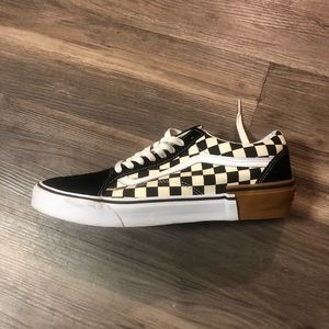 Men’s Checkered Vans size 10.5